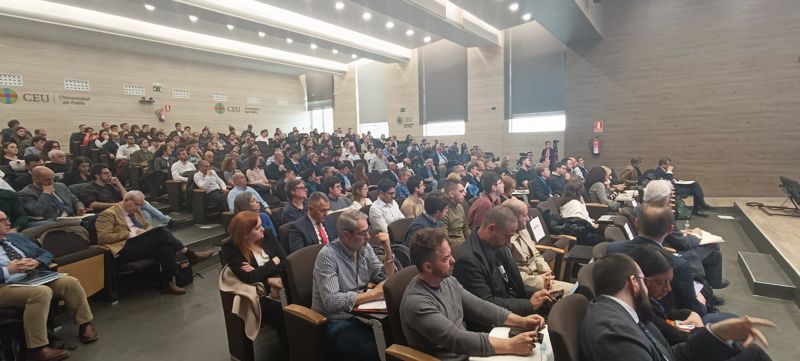 Asistentes en el Aula Magna